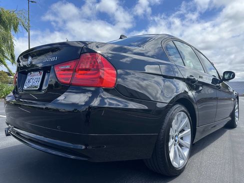 Used 2010 BMW 328i Sedan RWD image 7