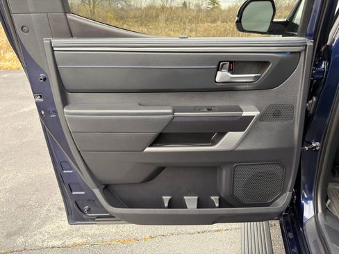 Used 2023 Toyota Tundra Platinum image 29