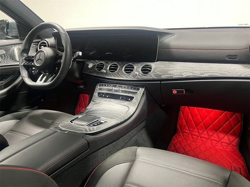 Used 2022 Mercedes-Benz E 53 AMG 4MATIC Sedan image 28