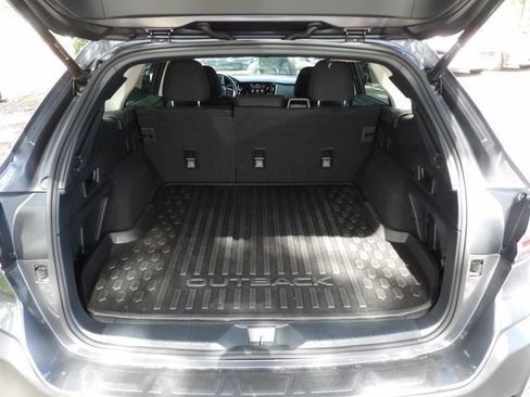 Used 2025 Subaru Outback Premium w/ Popular Package #1A AWD/4WD image 24
