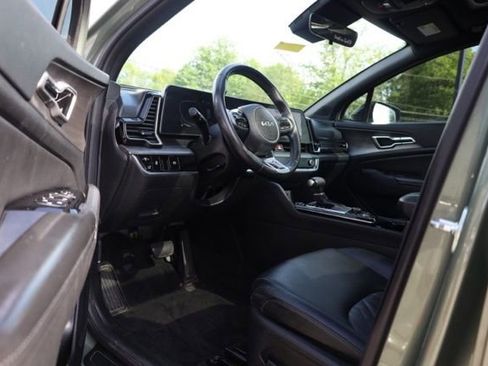 Certified 2024 Kia Sportage X-Line w/ X-Line Premium Package image 17