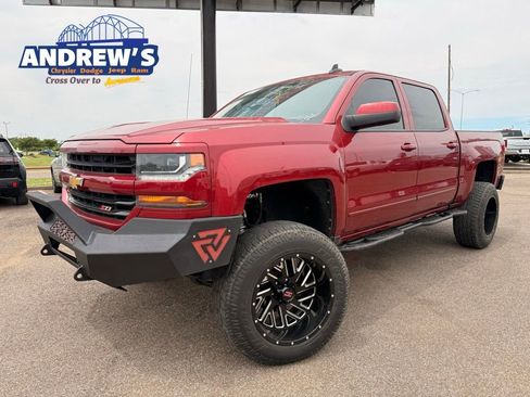 Used 2018 Chevrolet Silverado 1500 LT w/ Texas Edition AWD/4WD image 1