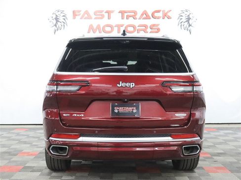Used 2023 Jeep Grand Cherokee L Summit w/ Advanced Protech Group IV AWD/4WD image 5