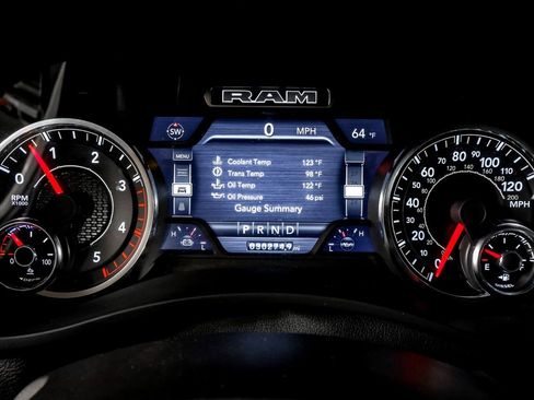 Used 2024 RAM 2500 Laramie AWD/4WD image 19