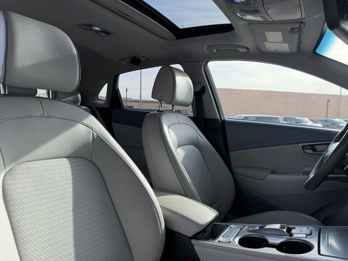 Used 2020 Hyundai Kona Ultimate image 41