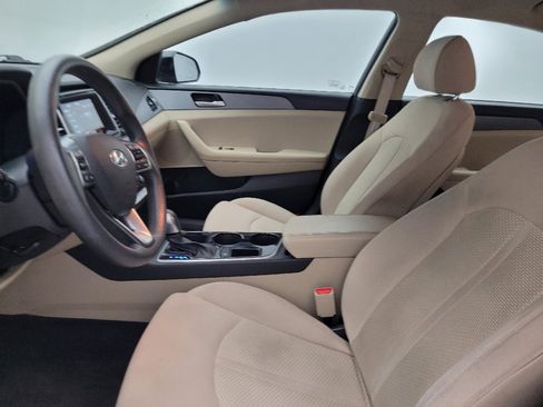 Used 2018 Hyundai Sonata SE FWD image 17