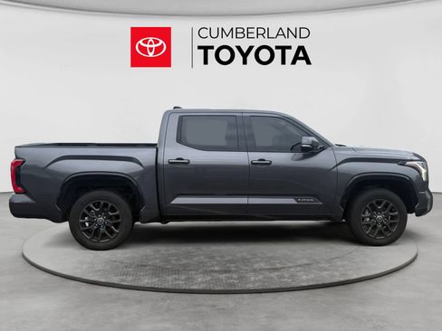 Used 2022 Toyota Tundra Platinum w/ Advanced Package AWD/4WD image 6