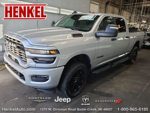 Used 2026 RAM 2500 Big Horn AWD/4WD image 1