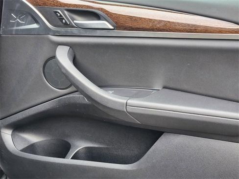 Used 2024 BMW X4 xDrive30i image 22