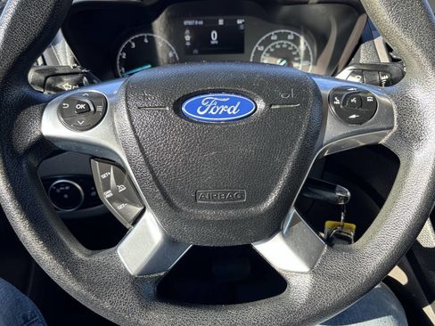 Used 2019 Ford Transit Connect XL image 11