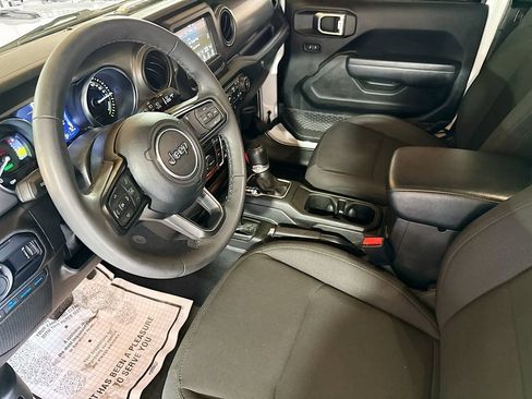 Used 2023 Jeep Wrangler Unlimited w/ Cold Weather Group AWD/4WD image 25