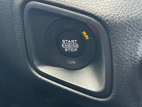 New 2026 Jeep Gladiator Sport image 19