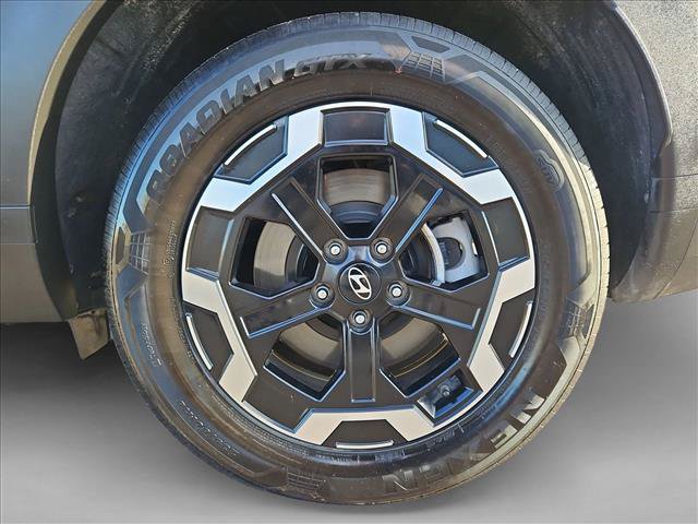 Used 2026 Hyundai Santa Fe SEL FWD image 23