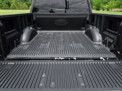 Used 2019 Ford F150 XLT w/ Equipment Group 302A Luxury AWD/4WD image 57