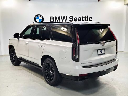 Used 2021 Cadillac Escalade Sport Platinum image 4