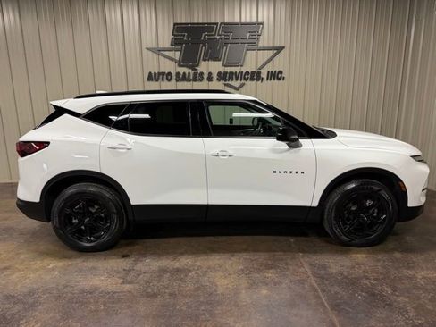 Used 2023 Chevrolet Blazer LT w/ Midnight/Sport Edition image 7