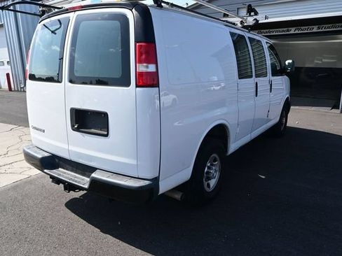 Used 2020 Chevrolet Express 2500 w/ Driver Convenience Package RWD image 5