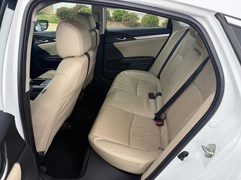 Used 2020 Honda Civic Touring image 15