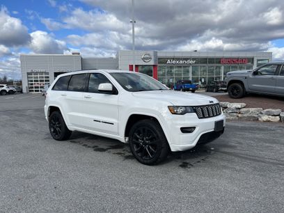 Used 2019 Jeep Grand Cherokee Altitude