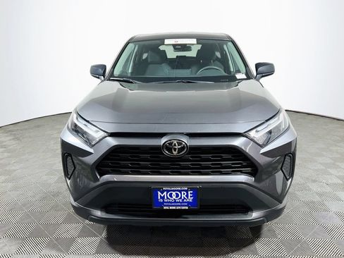 Used 2025 Toyota RAV4 LE AWD/4WD image 2