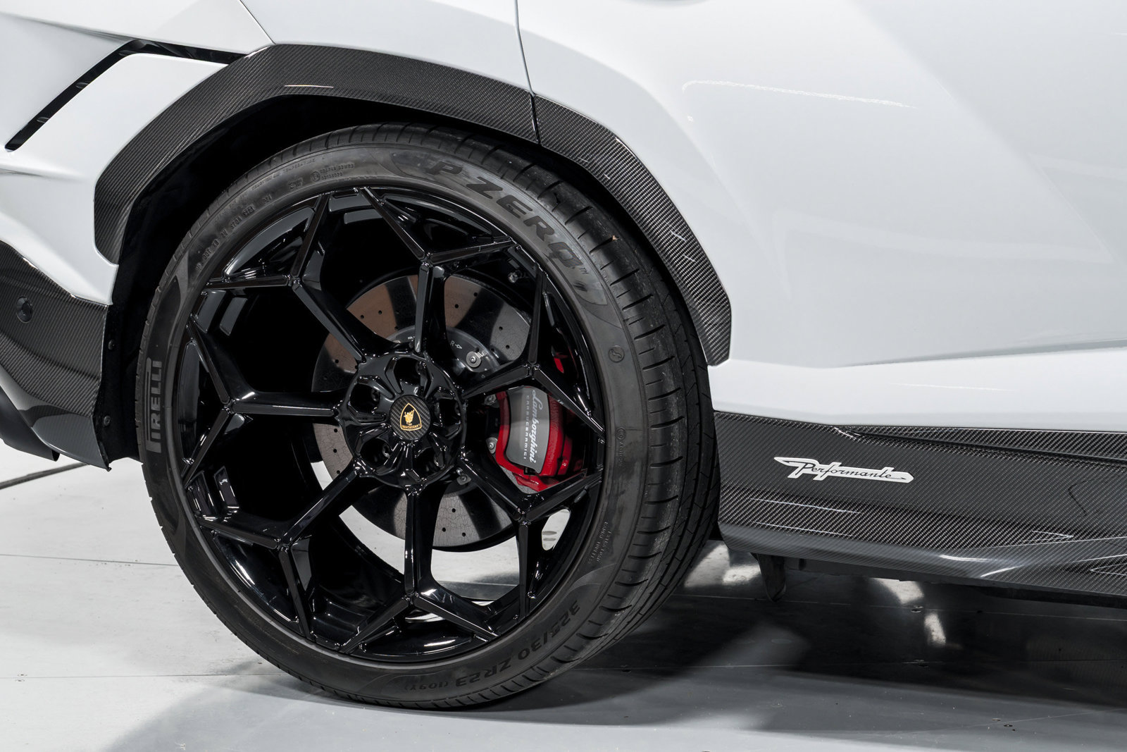 Used 2024 Lamborghini Urus Performante AWD/4WD image 56