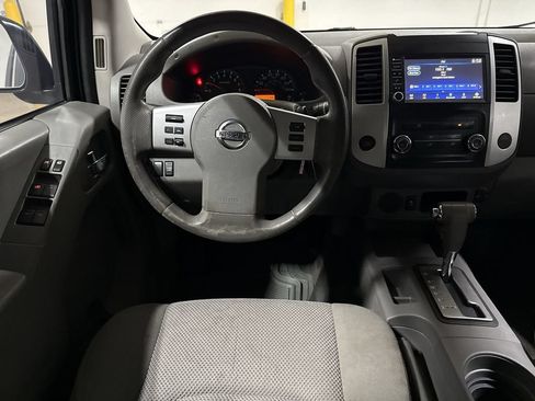 Used 2019 Nissan Frontier SV RWD image 11