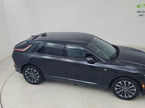 Used 2025 Cadillac Lyriq Sport AWD/4WD image 77