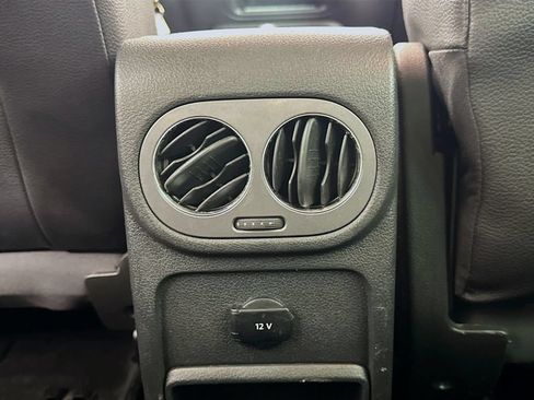 Used 2012 Volkswagen Tiguan S AWD/4WD image 29