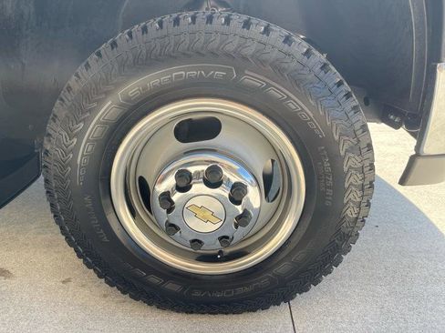 Used 2002 Chevrolet Silverado 3500 LS AWD/4WD image 19