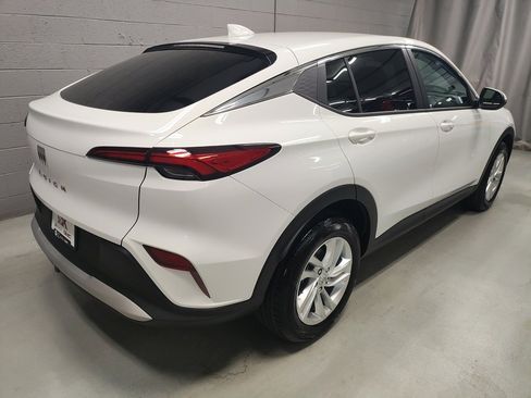 New 2026 Buick Envista Preferred w/ Convenience I Package image 2