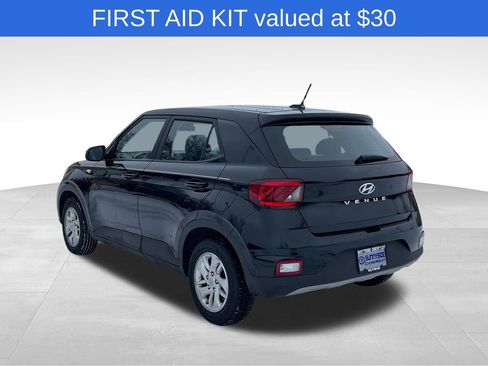 Used 2023 Hyundai Venue SE w/ Cargo Package image 5