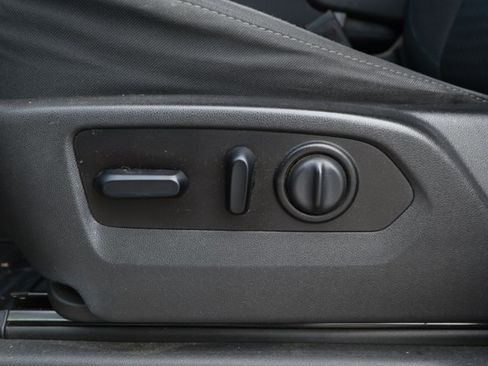 Used 2020 GMC Sierra 1500 Elevation w/ Elevation Value Package image 21