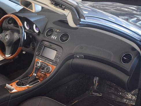 Used 2012 Mercedes-Benz SL 550 SL 550 2dr Convertible image 41