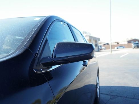 Used 2023 Chevrolet Equinox LT w/ Driver Convenience Package image 16