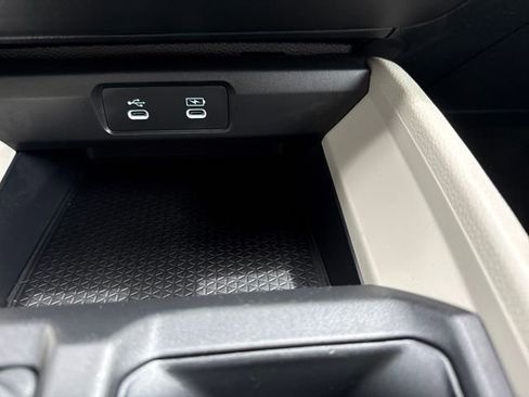 Used 2025 Honda Accord LX image 30
