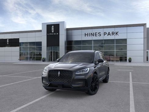 New 2026 Lincoln Corsair Reserve w/ Jet Appearance Package image 2