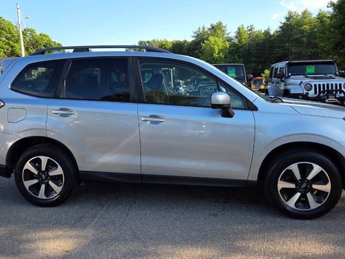 Used 2017 Subaru Forester 2.5i Premium AWD/4WD image 18