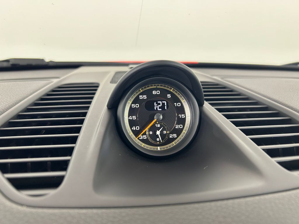 Certified 2018 Porsche 911 GT2 RS w/ Weissach Package RWD image 21