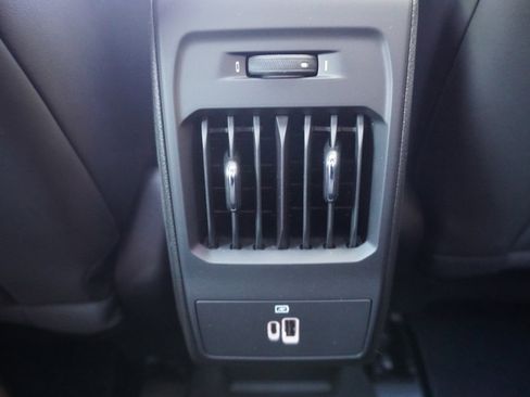 New 2024 Alfa Romeo Tonale Veloce image 32