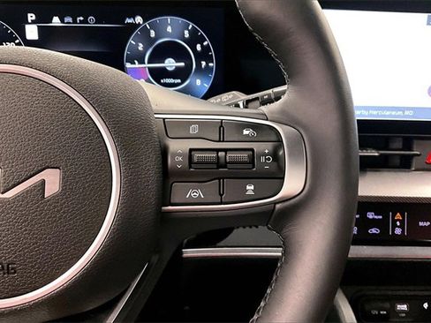 Used 2024 Kia Sportage SX image 24