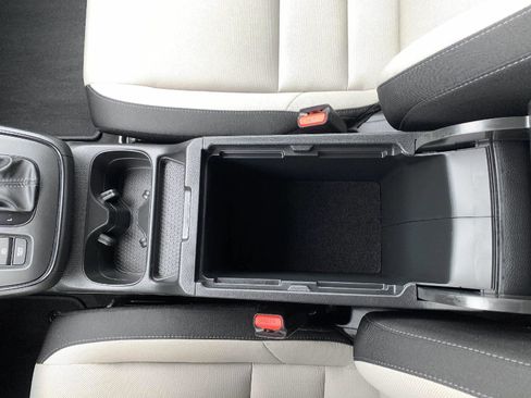 Certified 2024 Honda CR-V EX image 30