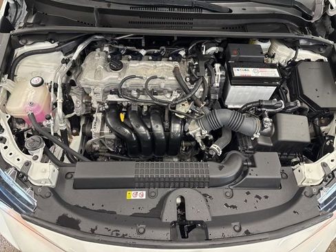 Used 2021 Toyota Corolla LE FWD image 27