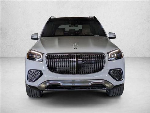 New 2026 Mercedes-Benz Maybach GLS 600 4MATIC image 6