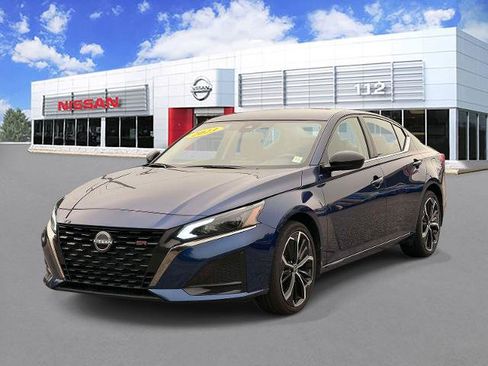 Certified 2024 Nissan Altima 2.5 SR AWD/4WD image 1