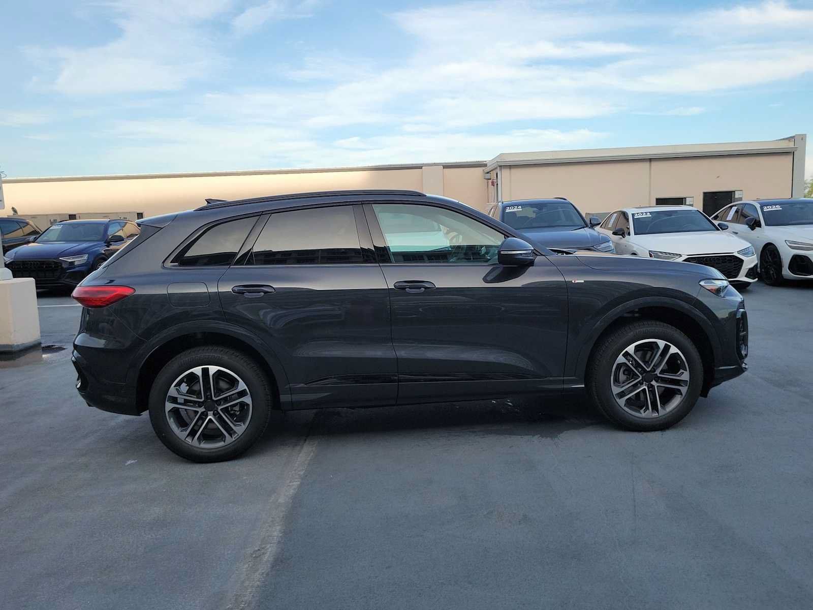 New 2026 Audi Q5 2.0T AWD/4WD image 7