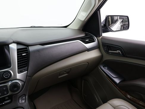 Used 2019 Chevrolet Tahoe Premier RWD image 45