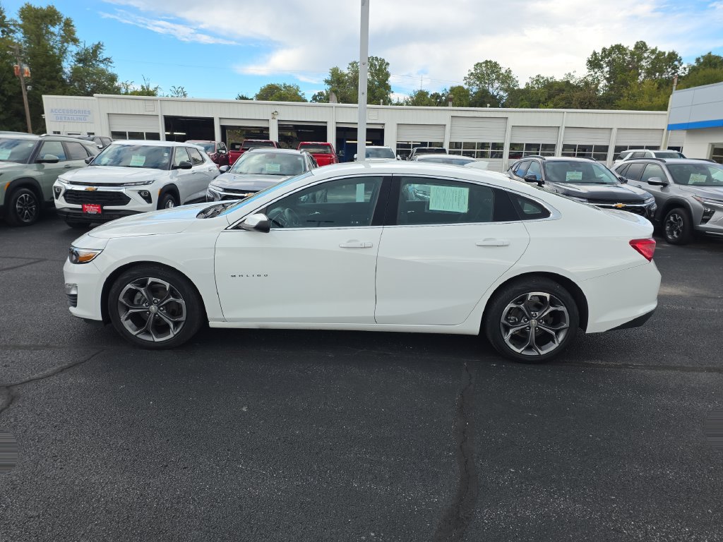 Used 2024 Chevrolet Malibu LT FWD image 5