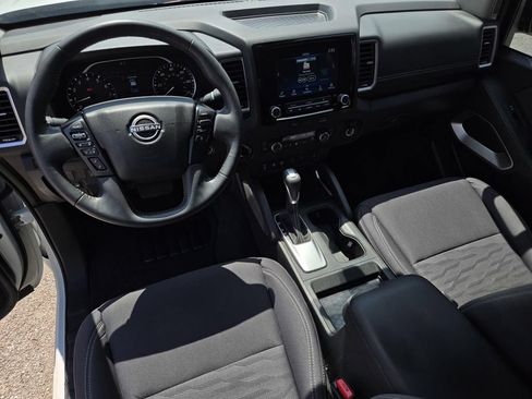 Used 2024 Nissan Frontier SV w/ SV Convenience Package AWD/4WD image 14