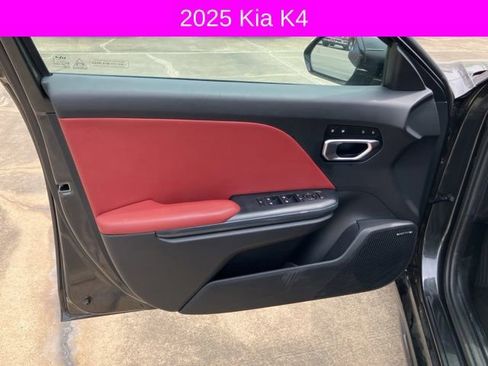 Used 2025 Kia K4 GT-Line w/ GT-Line Premium Package FWD image 23
