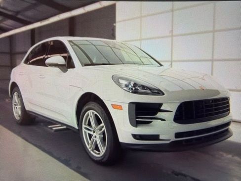 Used 2021 Porsche Macan S AWD/4WD image 1